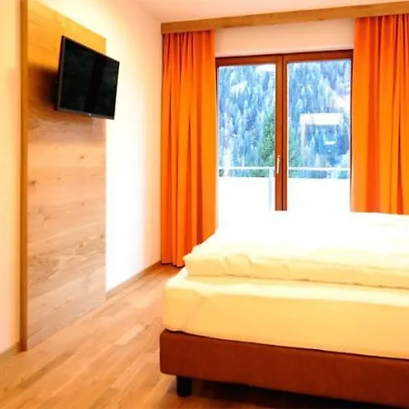 Alpenglueh'n * Spiss