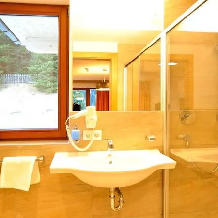 Alpenglueh'n Apartman